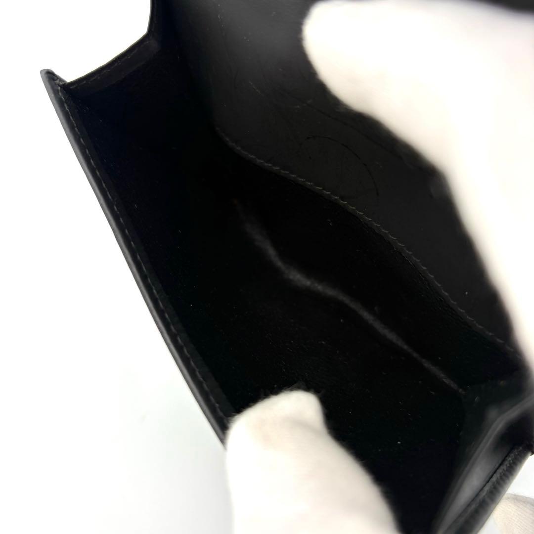 GUCCI グッチ 二つ折り財布 レザー ブラック バネ式金具 箱付