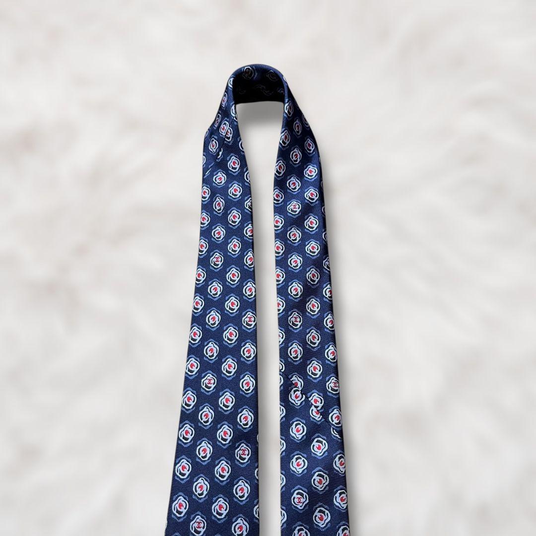 【新品✨】シャネル 総柄 ココマーク ネイビー 黒チェーン 現行に近い ネクタイ