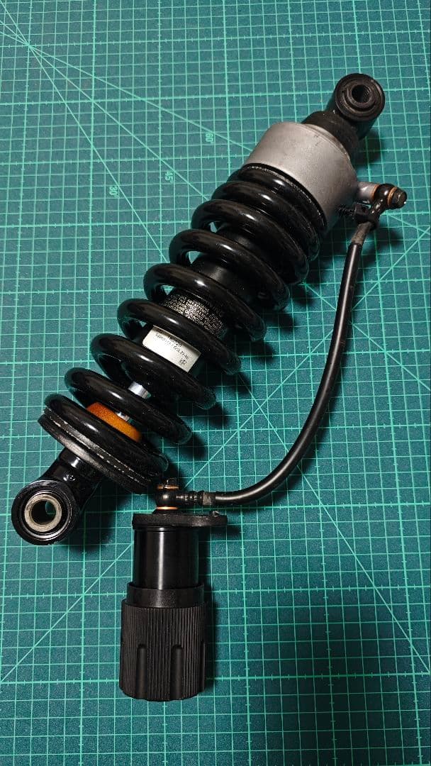 ハーレー FXFB,FXSB リアショック