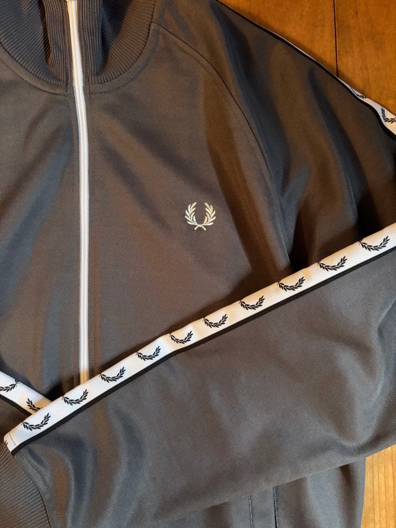 FRED PERRY トラックジャケット M