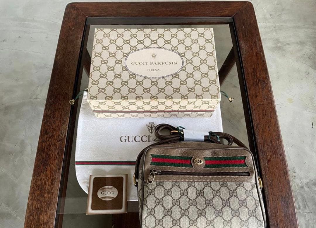 ゆ*ん様 GUCCI GGパターン ショルダーバッグ