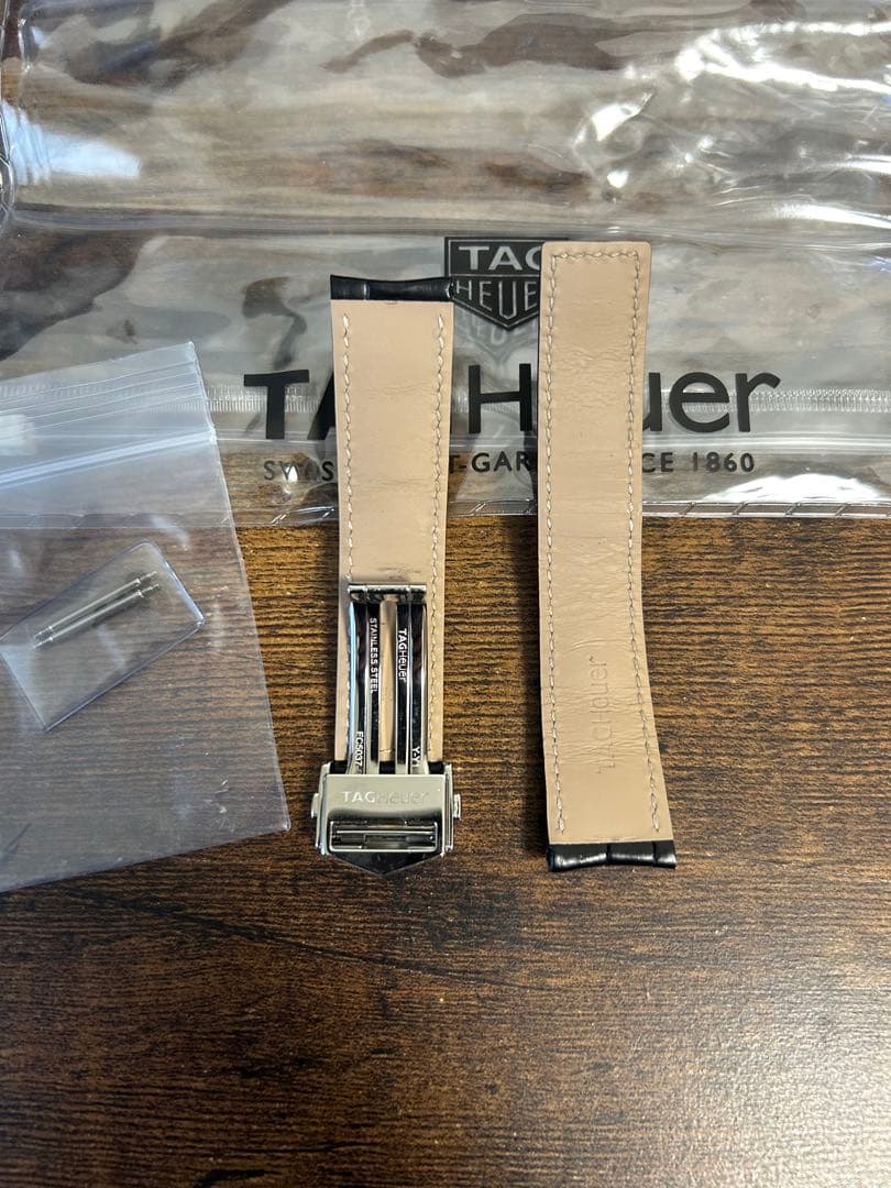 TAG Heuer タグホイヤー 純正レザーベルト　純正Dバックルつき