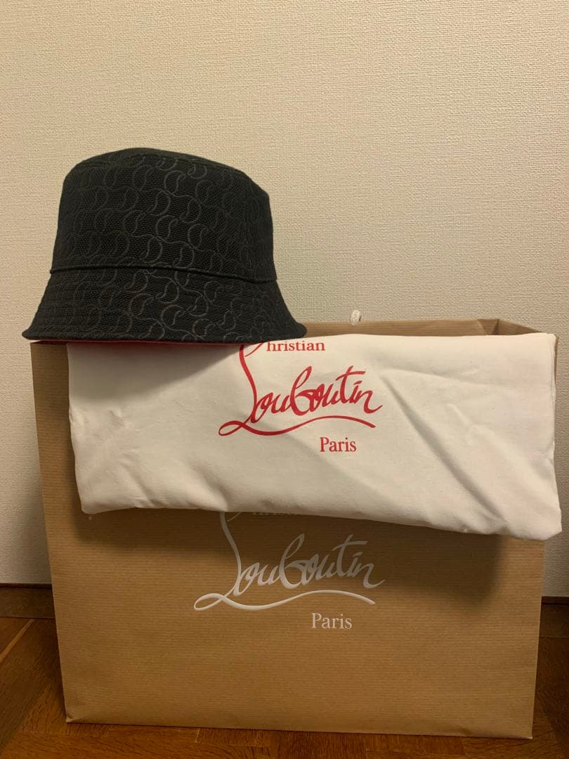 クリスチャンルブタン　バケットハット