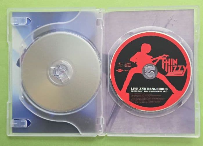 THIN LIZZY　John Sykes　DVD + CD