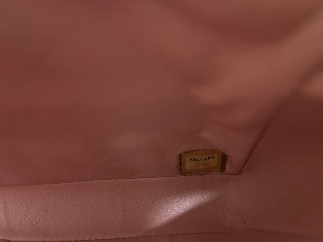 CHANEL シャネルチョコバーピンクラムスキン　ショルダー　バッグ