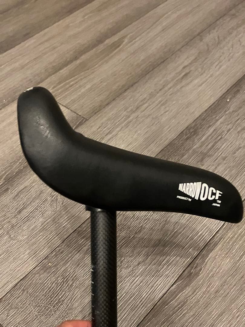 ランバイク用 跳ね上げナローサドル OCF シートポストなし