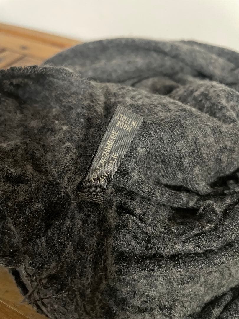 ファリエロサルティのストール　ダークグレー