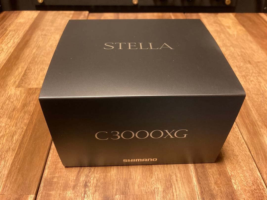 SHIMANO ステラ C3000XG 中古　使用回数1回
