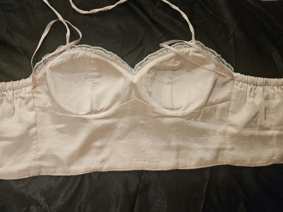 Brille/ブリエキャバドレス キャバクラれみれみROBE de FLEURS