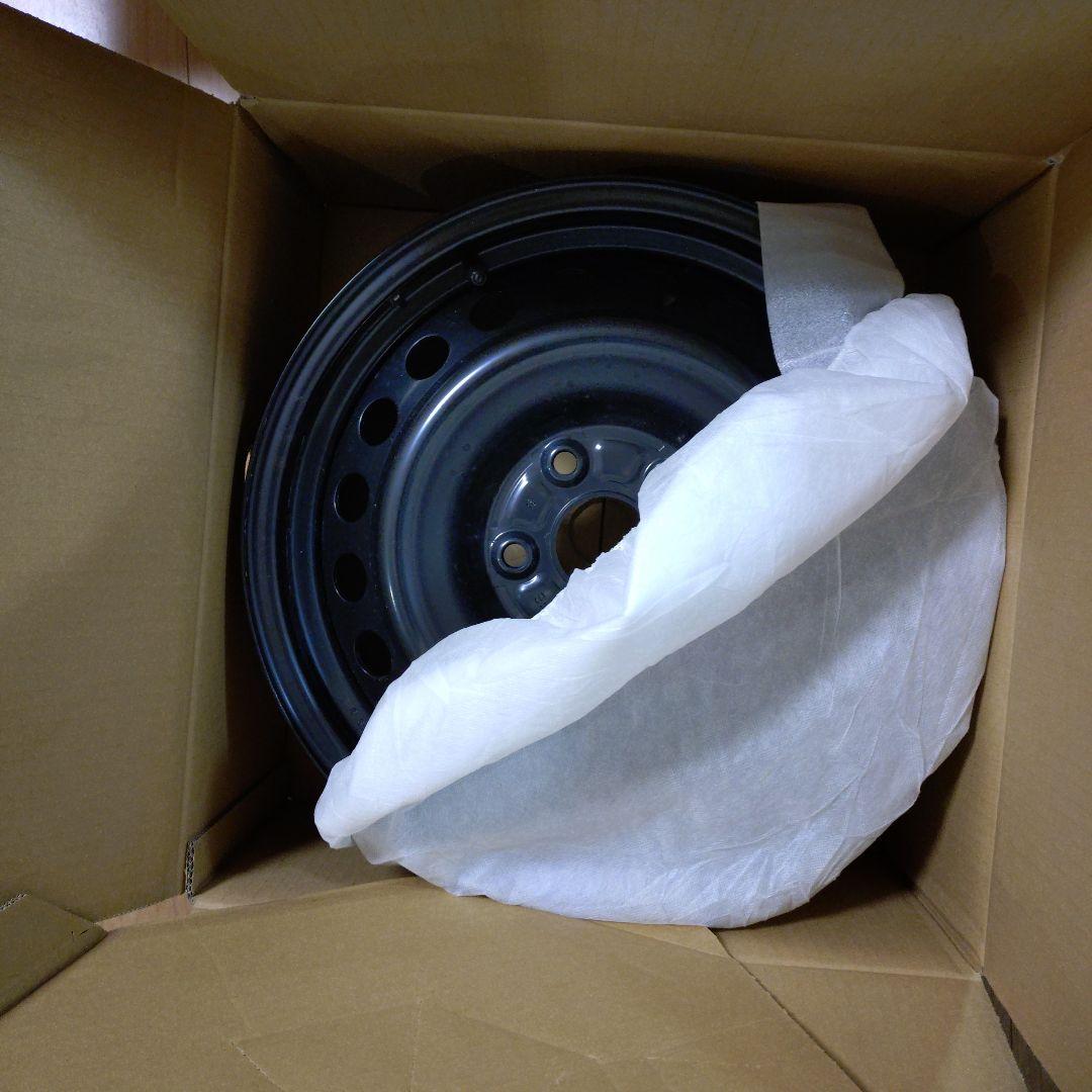 90 ノア　16インチ　純正ホイール　ホイールカバー　それぞれ4個　ナット20個