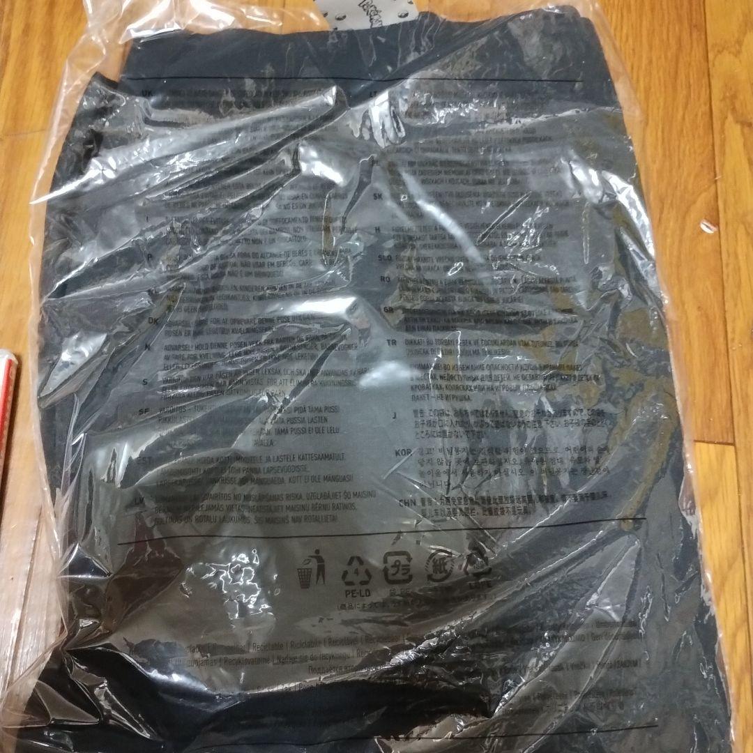 #1467682　ポケモンレジェンズ　アルセウス、クルーネックスウェットブラック