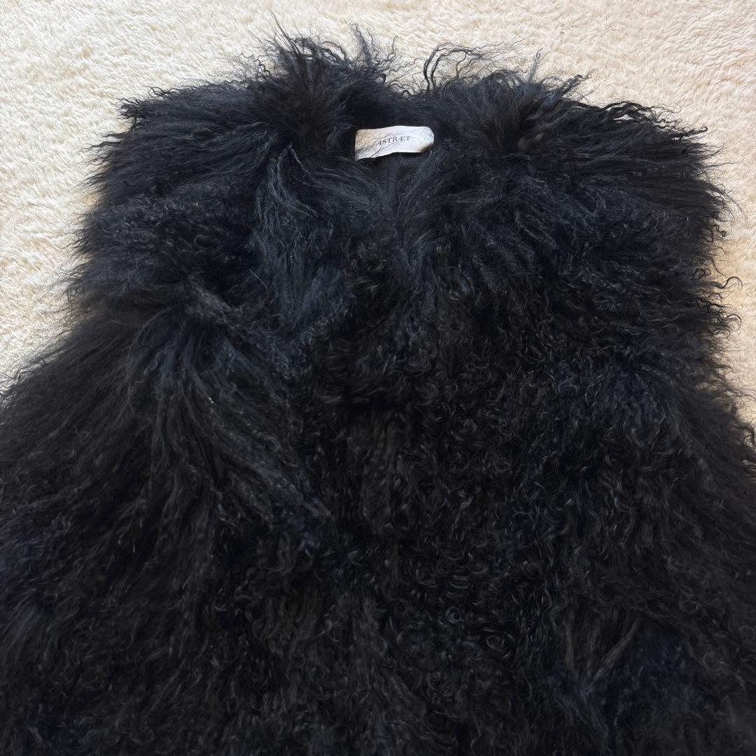 美品　ASTRAET チベットラムファーベスト　オーバーサイズ　巻き毛