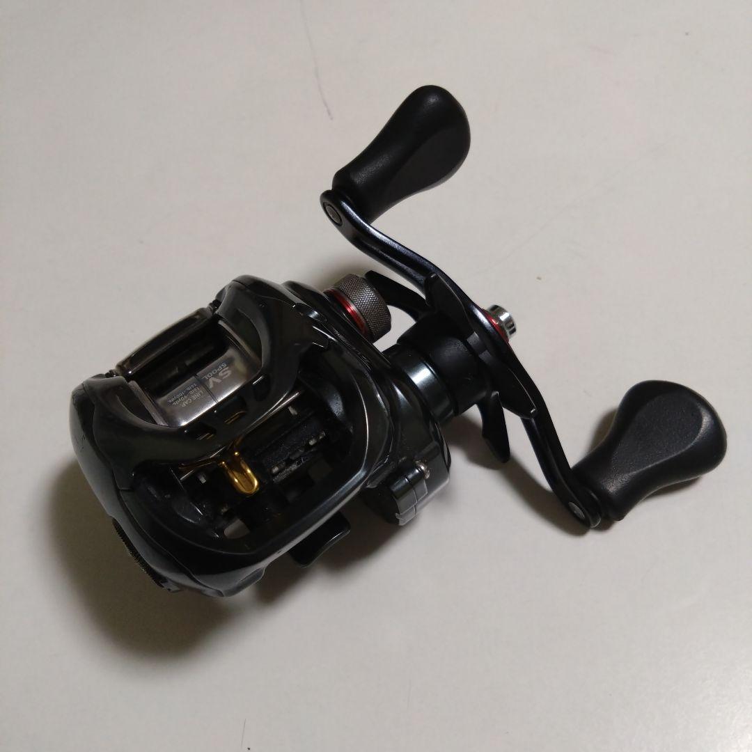 タトゥーラSVTW 7.3 左巻き　ダイワ　ベイトリール