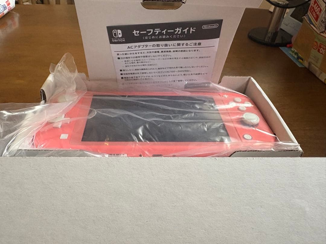 NintendoSwitchライトピンク【ジャンク品】