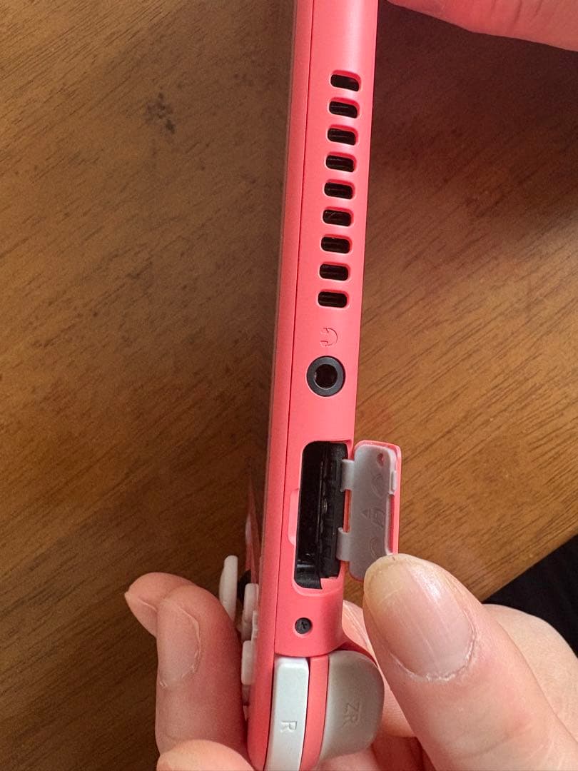 NintendoSwitchライトピンク【ジャンク品】