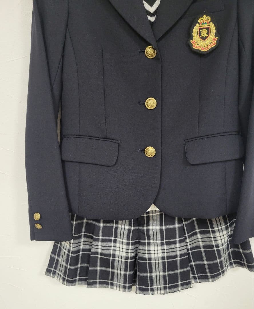 組曲 卒業式 セットアップ 140~150㎝ エンブレム付き 卒服