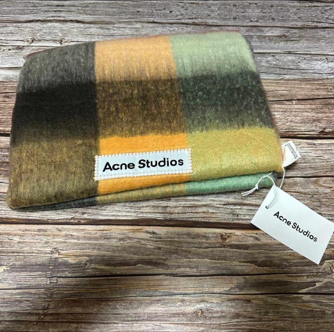 新品未使用 ACNE STUDIOS アクネストゥディオズ　緑オレンジ