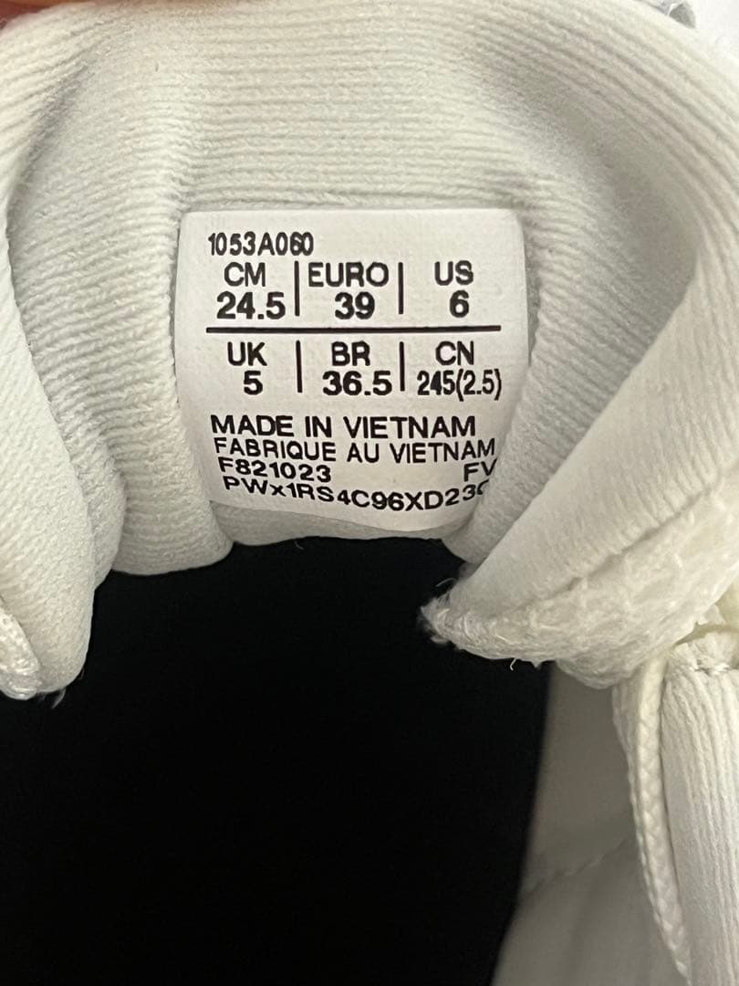 ASICS バレーボールシューズ ローテ ホワイト ジャパン ライト 軽量