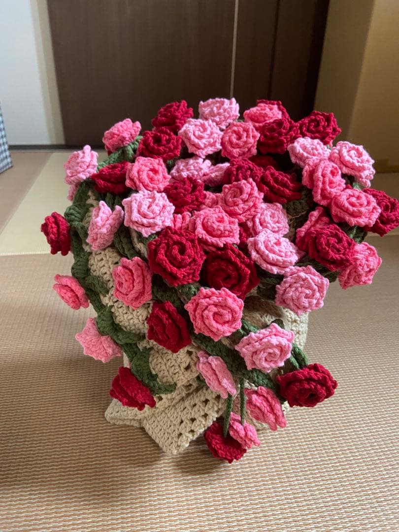 バラの花束ブランケット直径114cm，72本のバラ，ストール