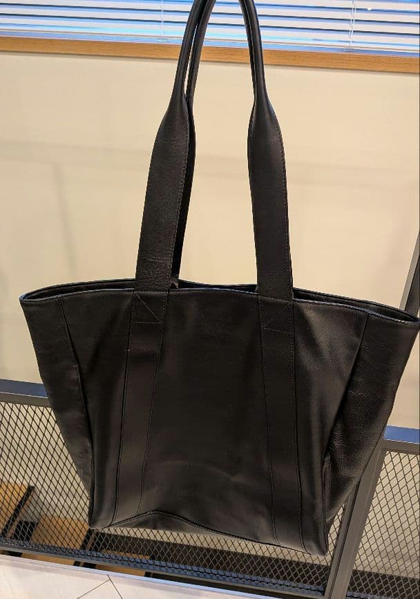 北欧暮らしの道具店｜NORMALLY / レザートートバッグ