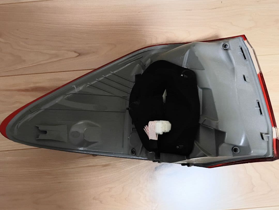 200系 クラウン ロイヤルサルーン 後期用 右セット