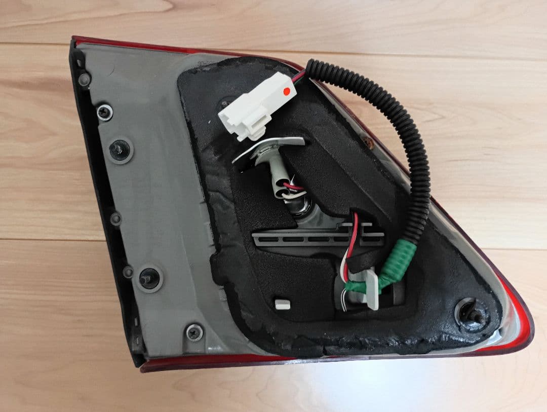 200系 クラウン ロイヤルサルーン 後期用 右セット