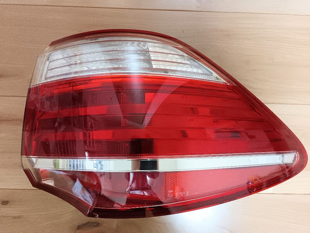 200系 クラウン ロイヤルサルーン 後期用 右セット