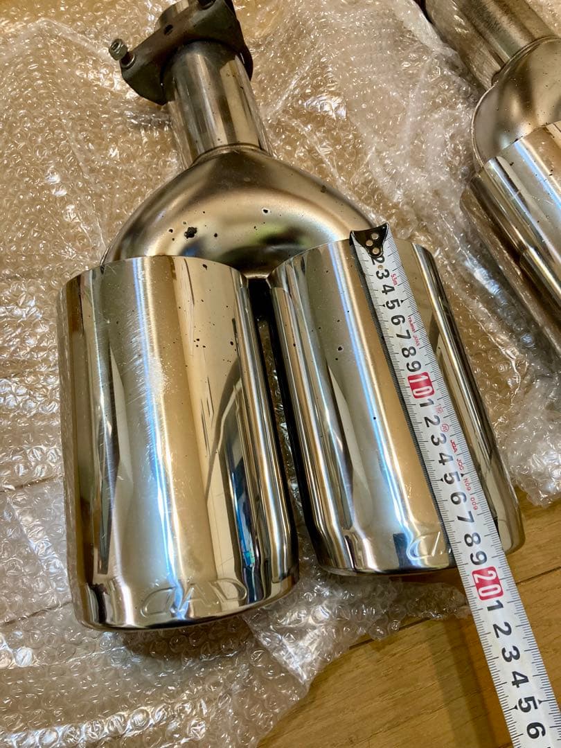 4本出し　マフラーカッター　デュアル　　　オーバル　マークx クラウンなど