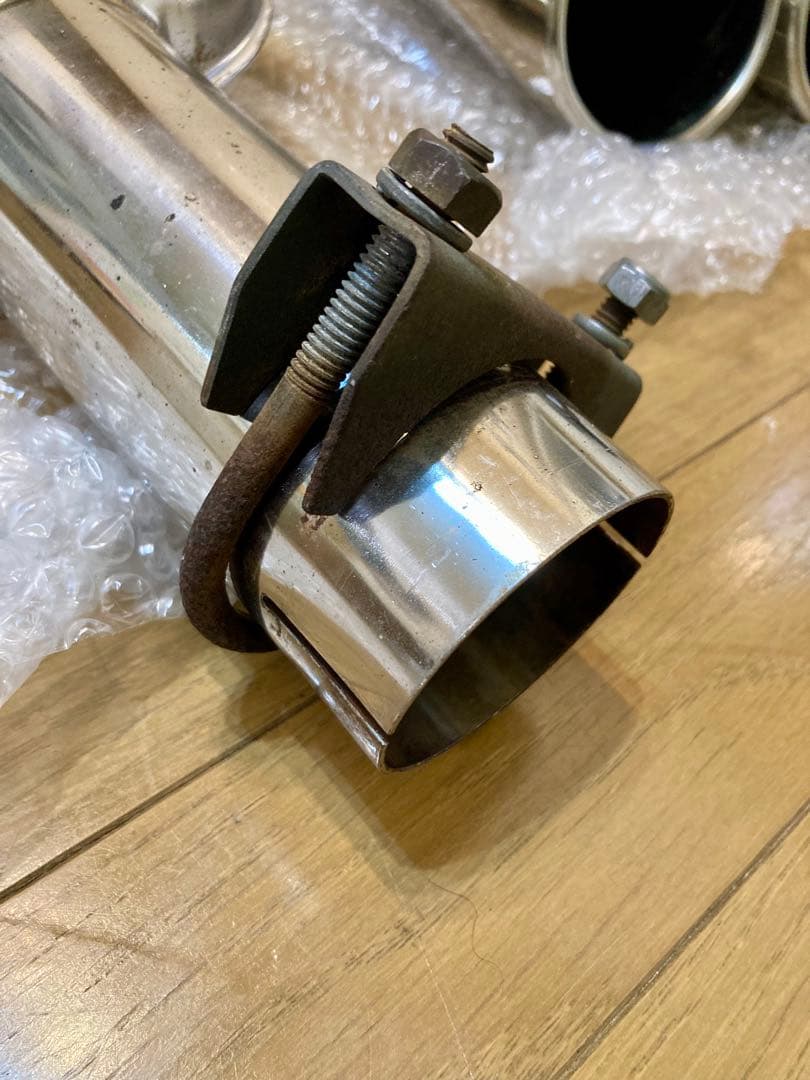 4本出し　マフラーカッター　デュアル　　　オーバル　マークx クラウンなど