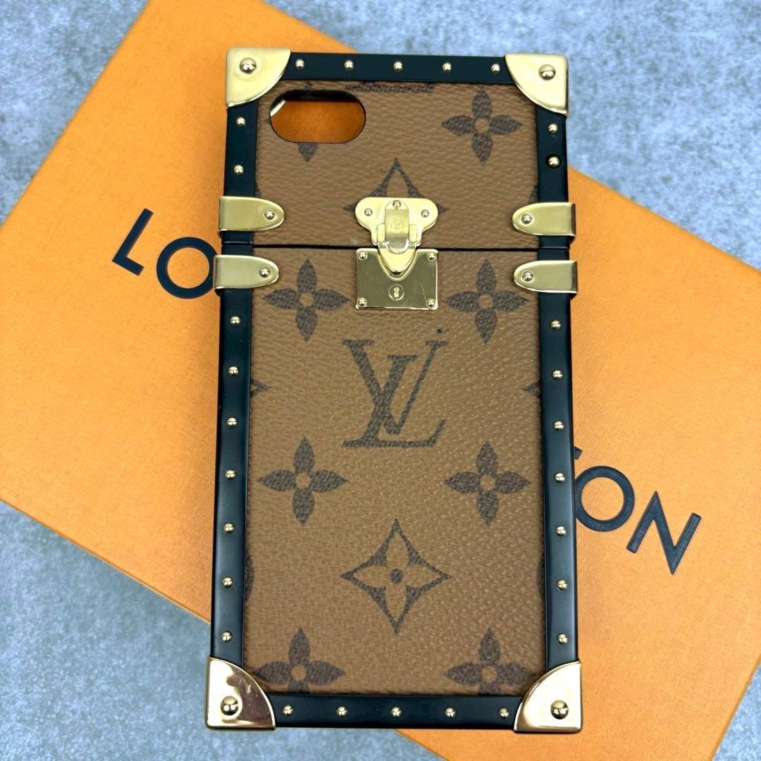 極美品 ルイヴィトン iPhone8 SE アイトランク リバース モノグラム