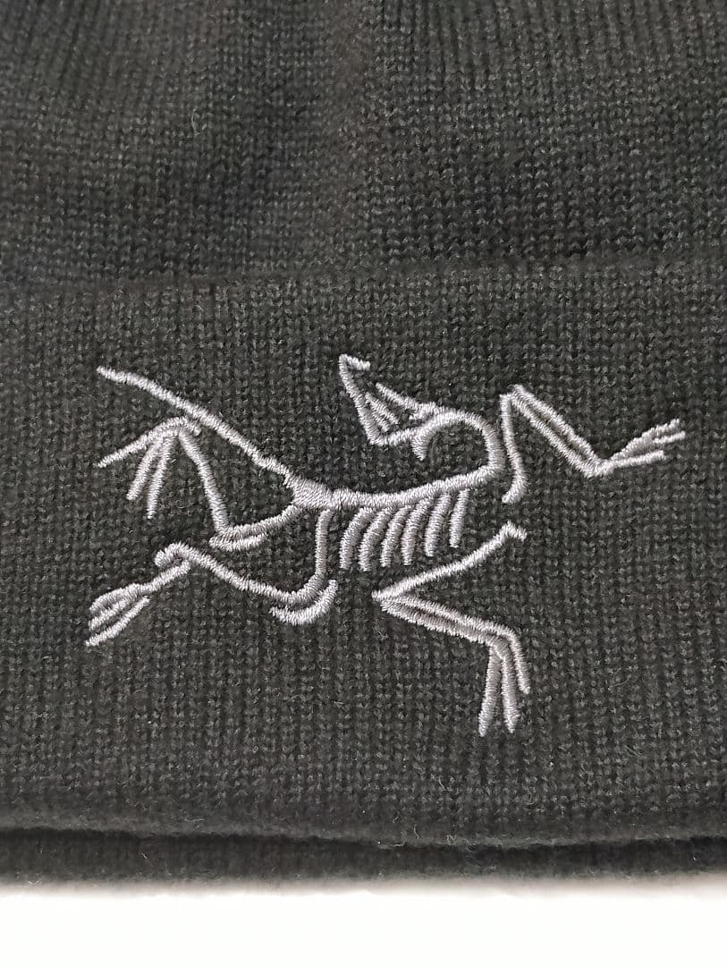 Embroidered Bird Toque エンブロイダード バードトーク 黒