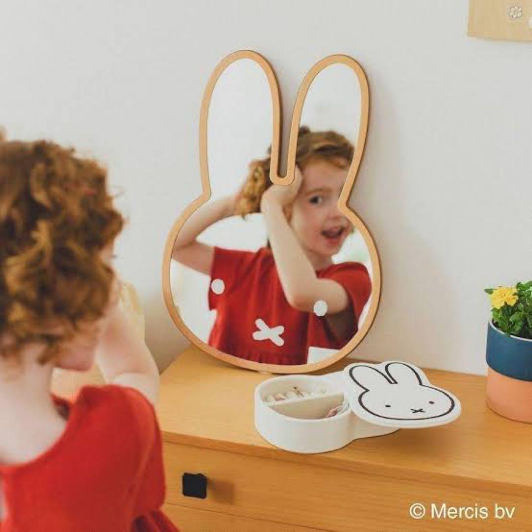 新品未使用　ミッフィー ウォールミラー　スタディオクリップ