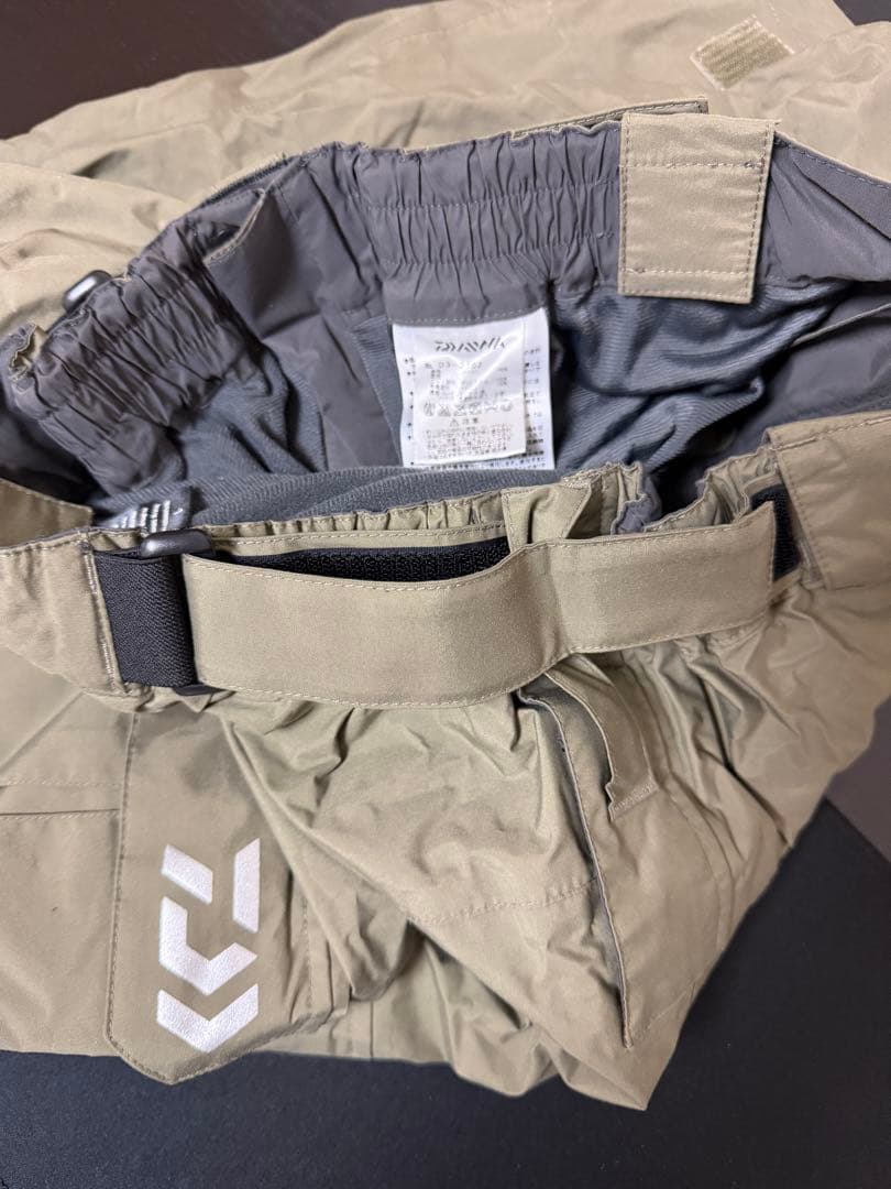 ダイワ　DAIWA ゴアテックス　防寒パンツ メンズL サスペンダー付