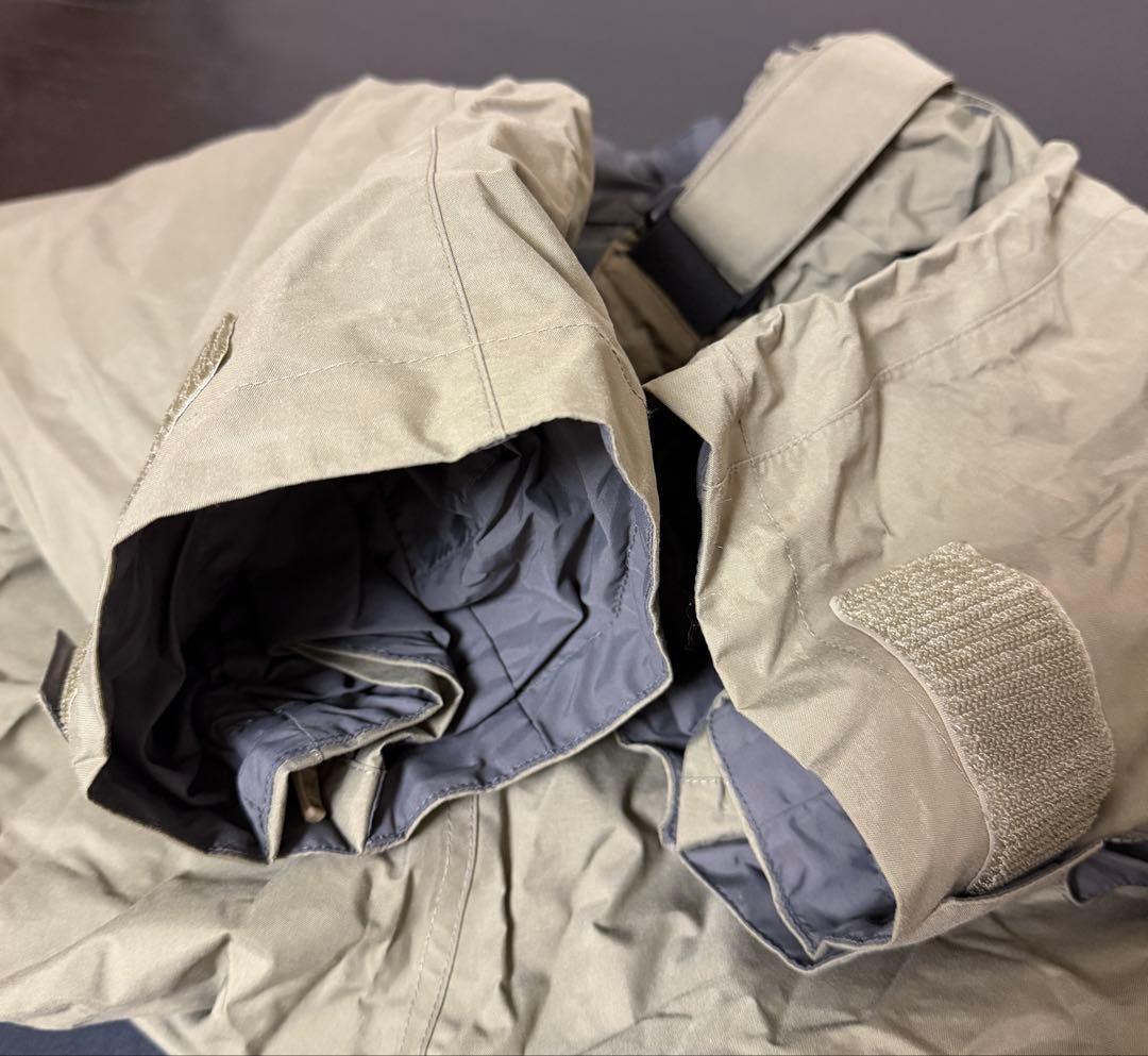 ダイワ　DAIWA ゴアテックス　防寒パンツ メンズL サスペンダー付