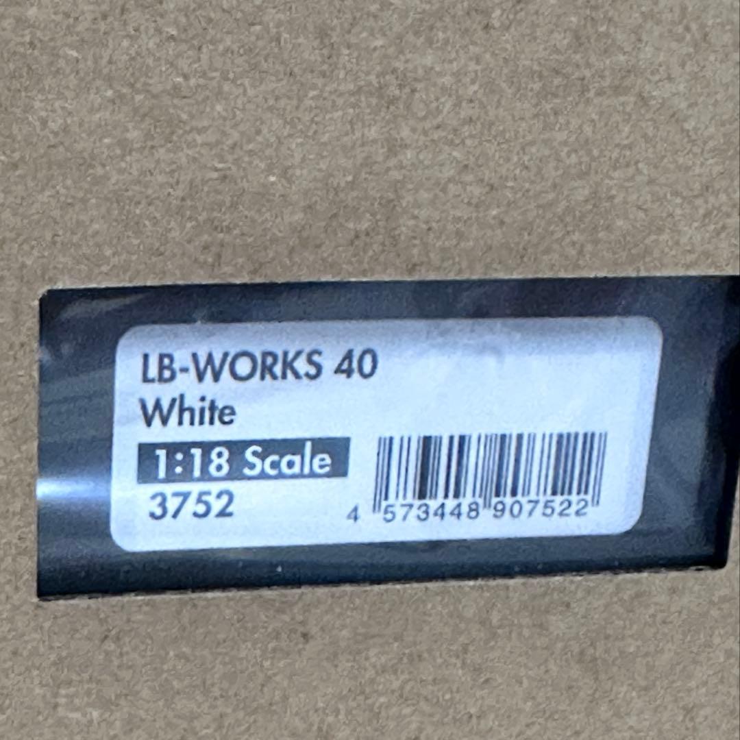 イグニッションモデル1/18 LB-WORKS 40 White IG3752