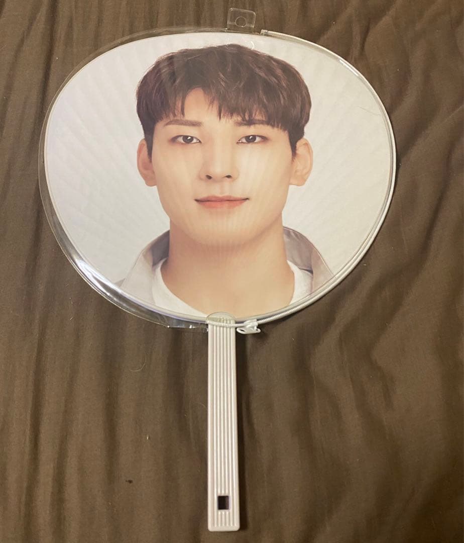 SEVENTEEN ウォヌ　トレカ　グッズ　うちわ