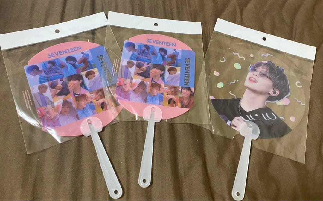 SEVENTEEN ウォヌ　トレカ　グッズ　うちわ