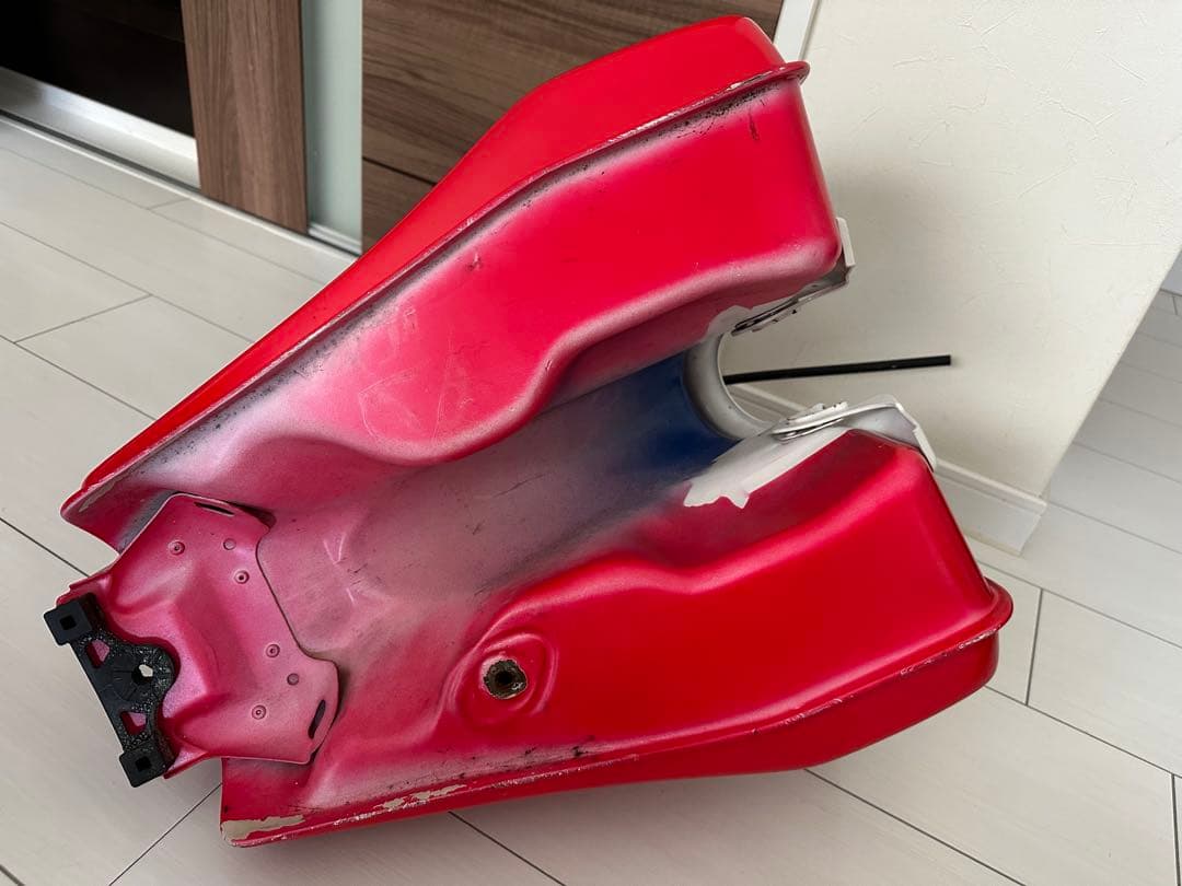 HONDA XL パリダカール トリコロール樹脂製タンク