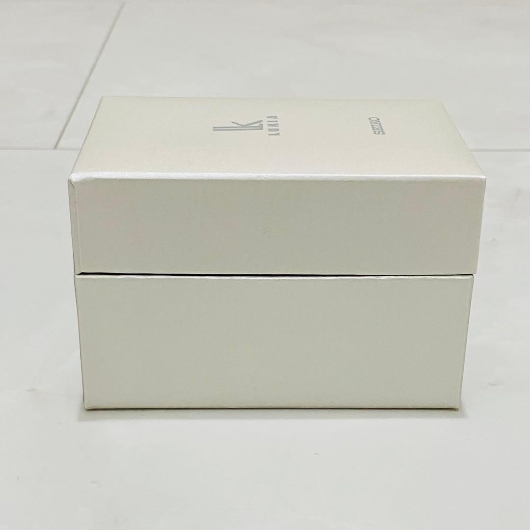 美品 セイコー ルキアSSQV081 チタン 電波ソーラー SEIKO 腕時計