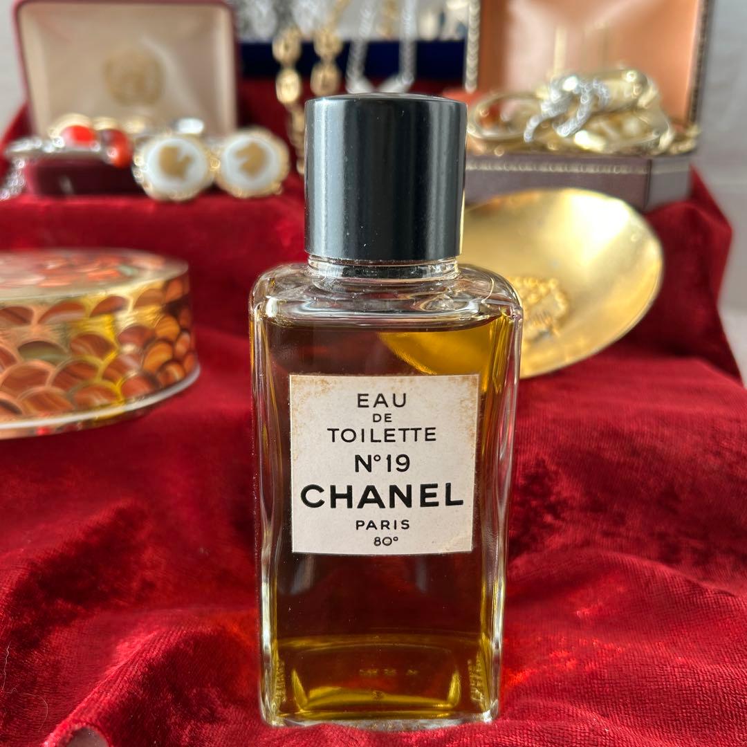 追加！【遺品/生前整理】アクセサリー COACH CHANEL ジバンシー　等⑦