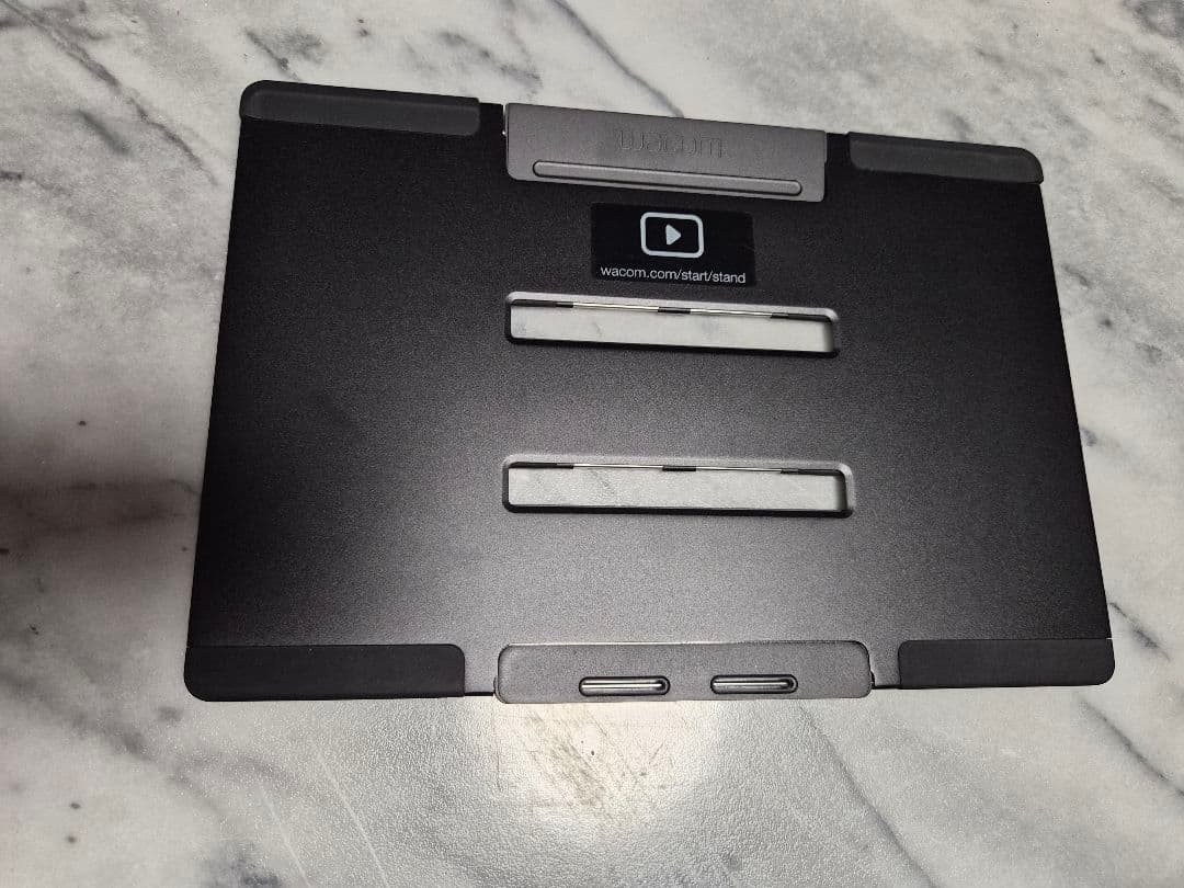 y*u様 Wacom MobileStudio Pro 16 本体