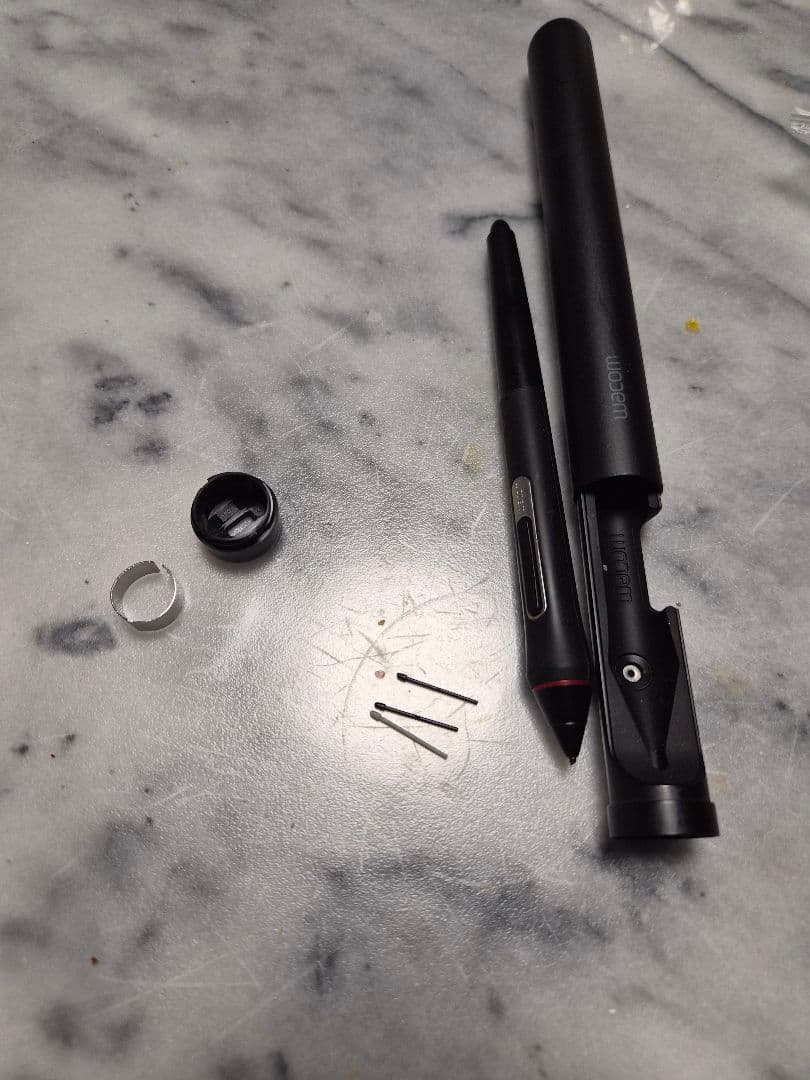 y*u様 Wacom MobileStudio Pro 16 本体