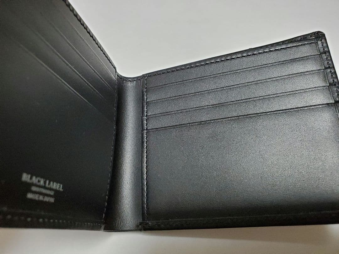 【新品】ブラックレーベルクレストブリッジ　二つ折り財布　ウォレット　べ　480サ