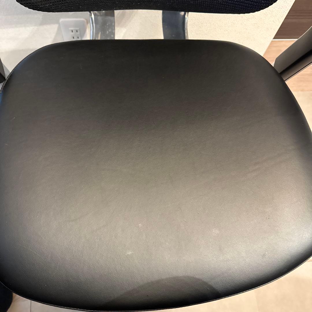 オカムラ　コンテッサ チェア　ハンガー、ヘッドレスト付