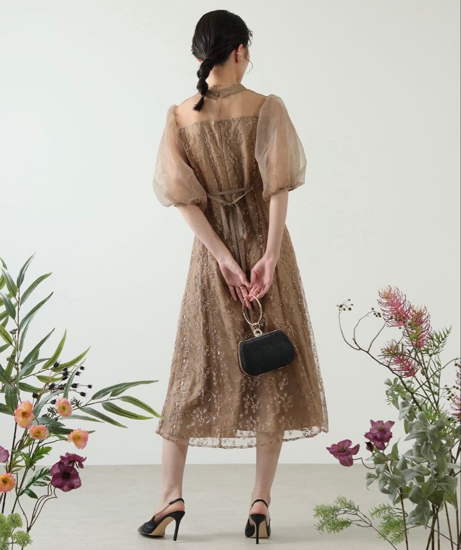 kana シアー素材 ボリューム袖 レース オケージョン ドレス モカ　Sサイズ