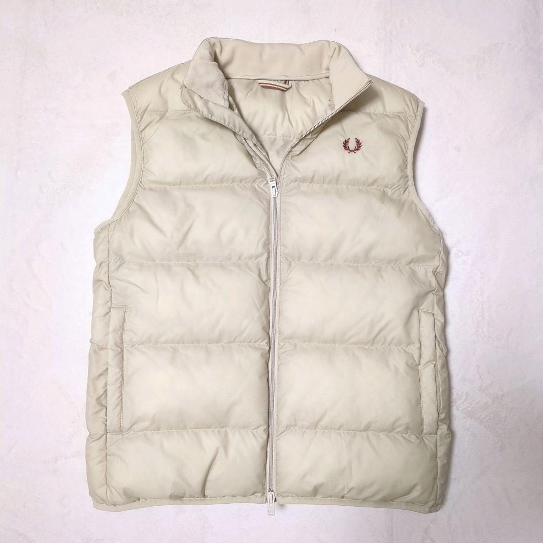 美品 フレッドペリー INSULATED GILET 中綿ベスト M アイボリー