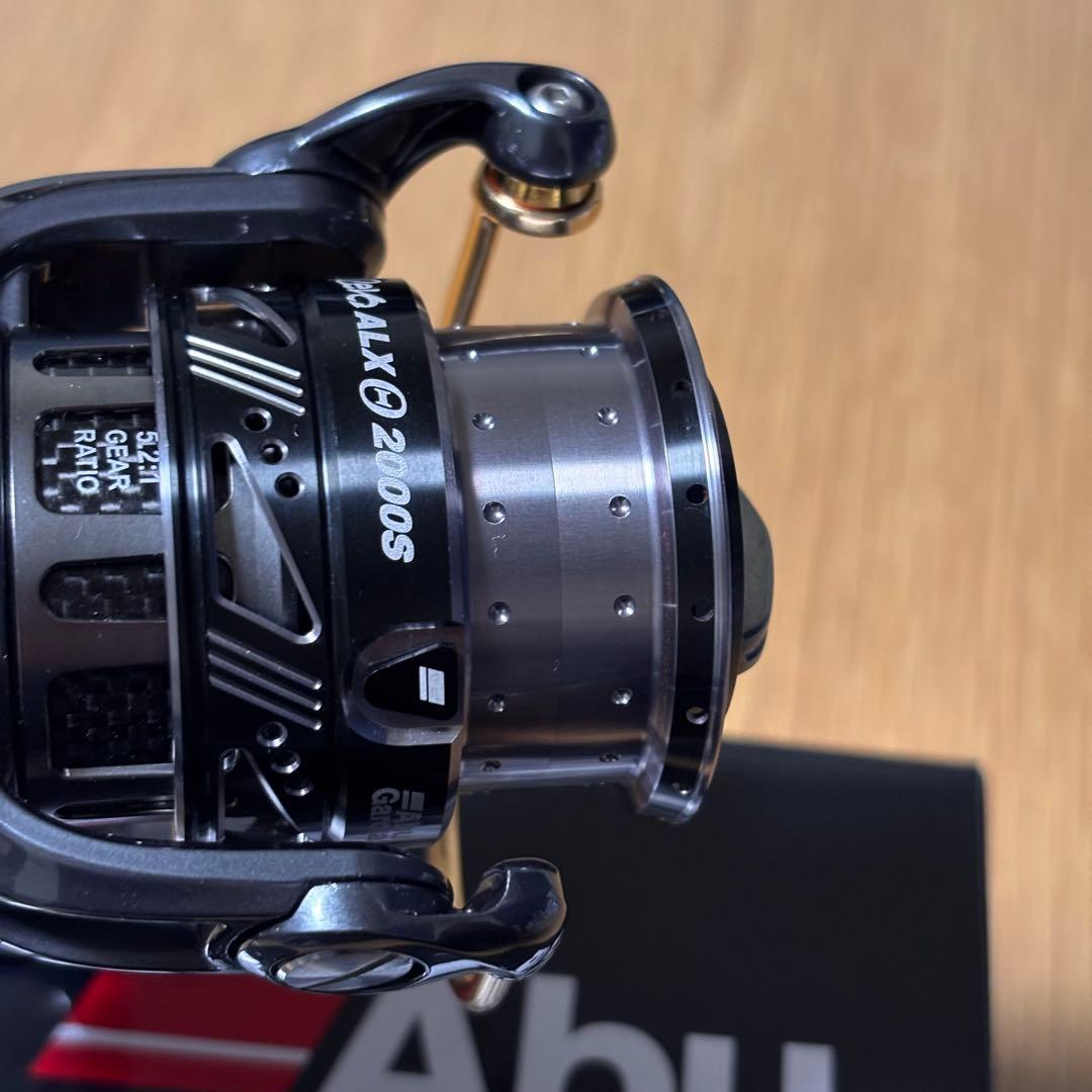 アブガルシア REVO レボ ALX シータ 2000S