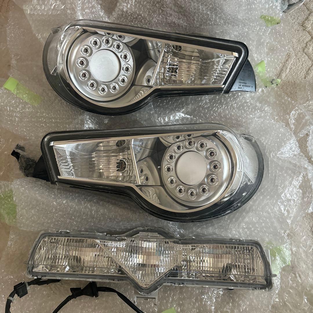 86 BRZ クリアテール　クリアバックランプ　純正可能