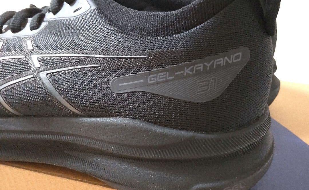 ASICS　GEL KAYANO 31 BLACK/BLACK 未使用品23.5