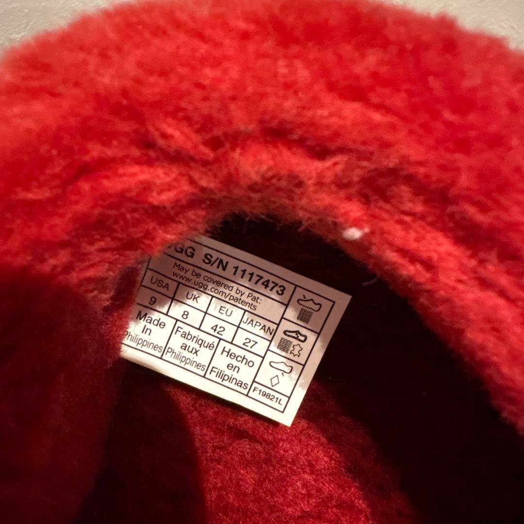 UGG レッド フリース スリッパ